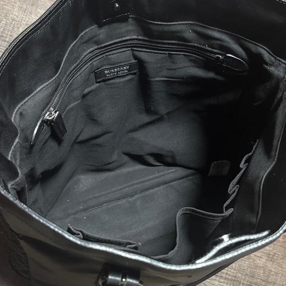 Pre-loved Burberry Nova Check Black Leather tote Bag -Black label - Picture 12 of 17